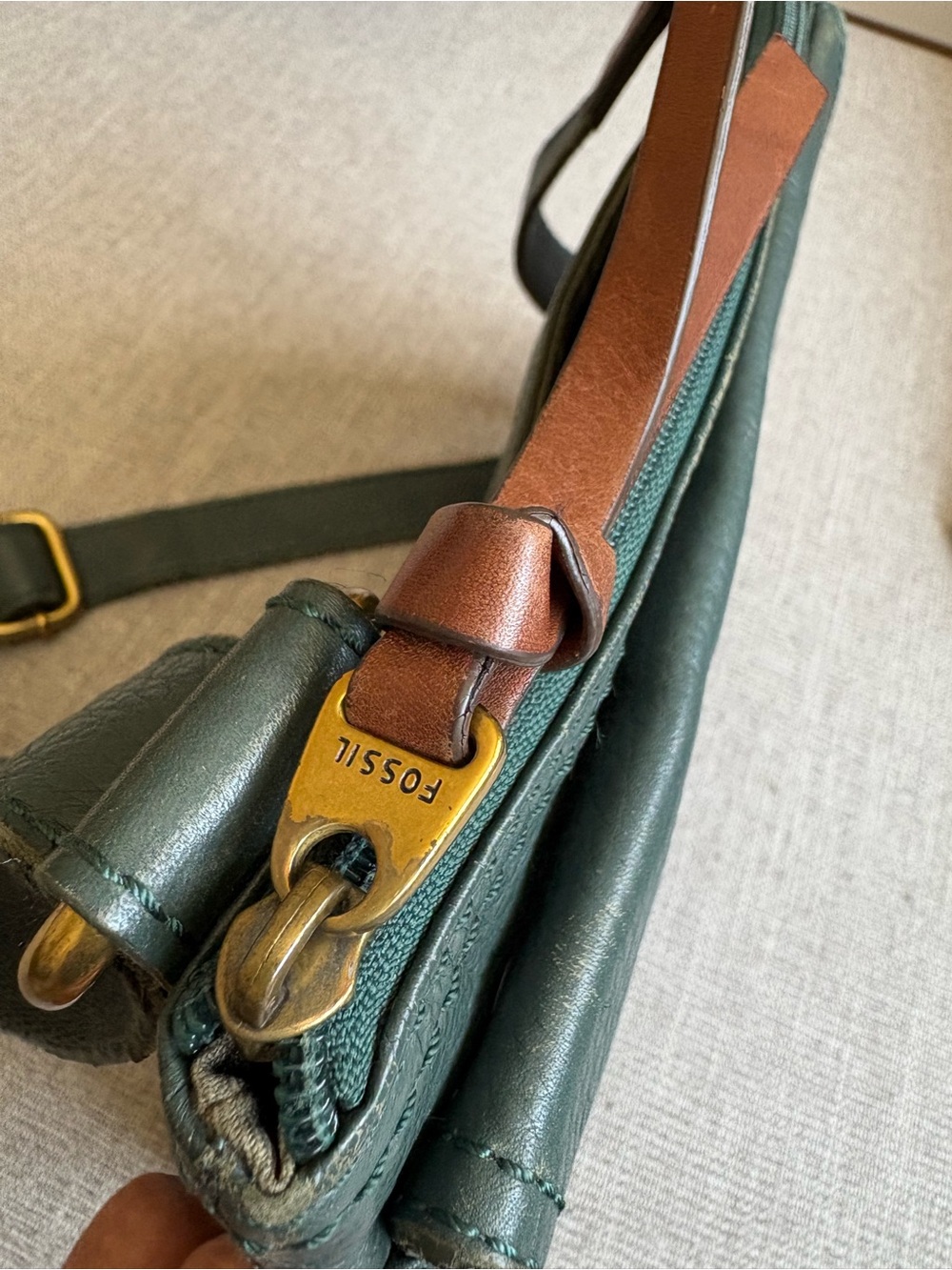 Fossil Teal Green Morgan Traveler Pebbled Leather Crossbody Messenger Bag Boho - Picture 5 of 10